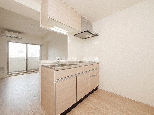 セレニテ中崎町リアンの物件内観写真